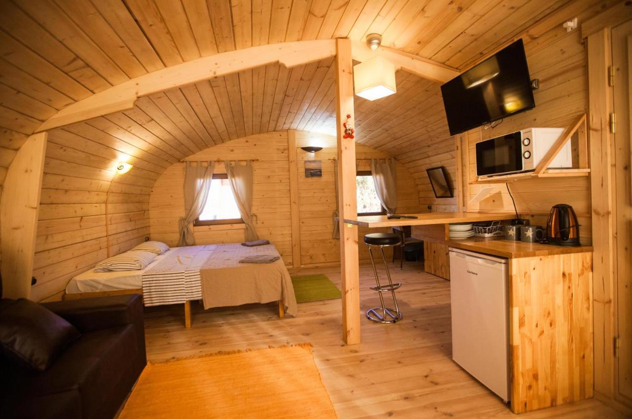 Eco-Wooden Houses Camping Montana Roja El Médano Dış mekan fotoğraf