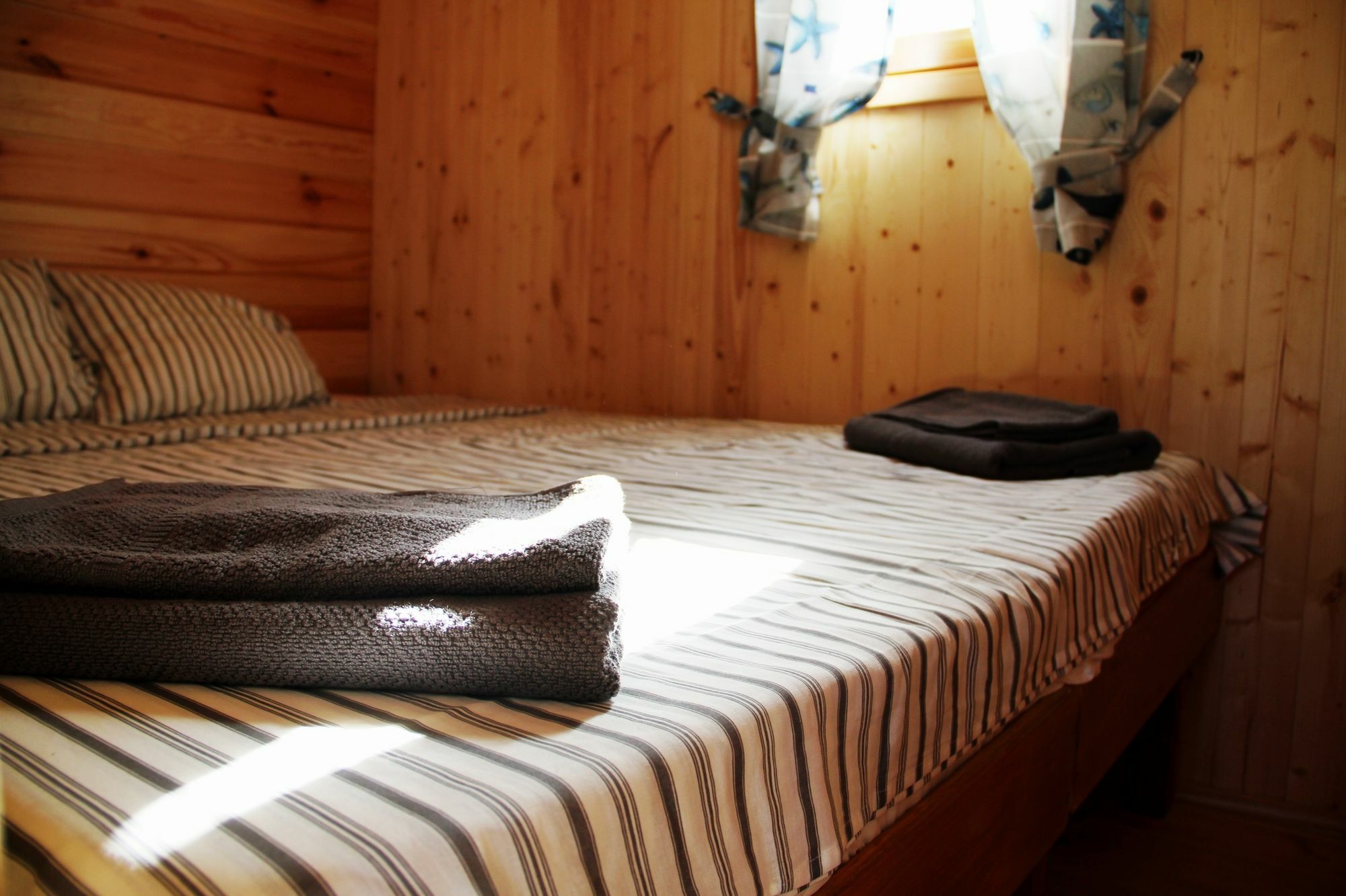 Eco-Wooden Houses Camping Montana Roja El Médano Dış mekan fotoğraf